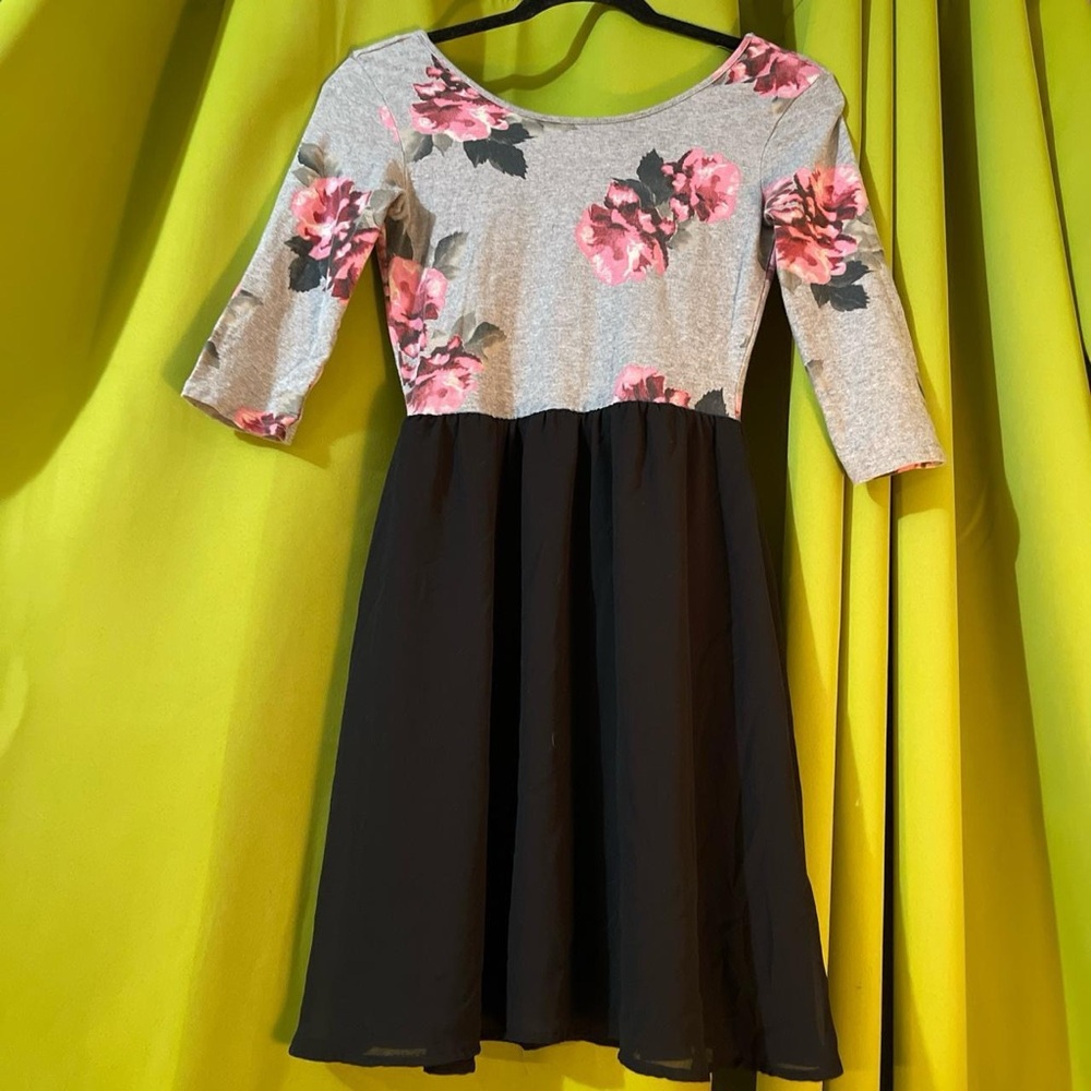 Floral low back H&M dress